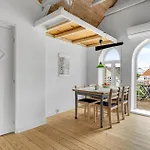 With Balcony In * Højer