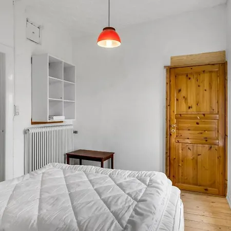 With Balcony In * Hojer